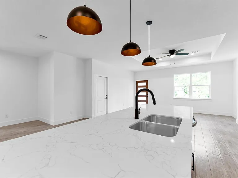 11403 Alcott Dr — Photo 18