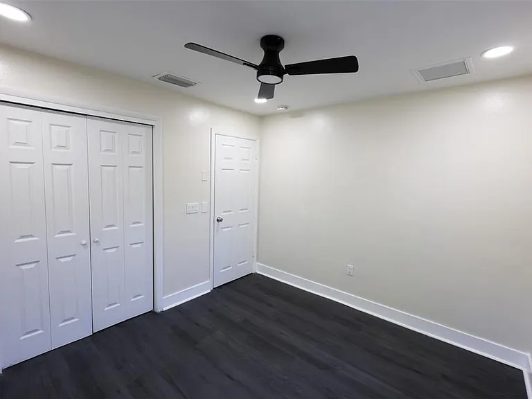 1500 Laurel Cir — Photo 12