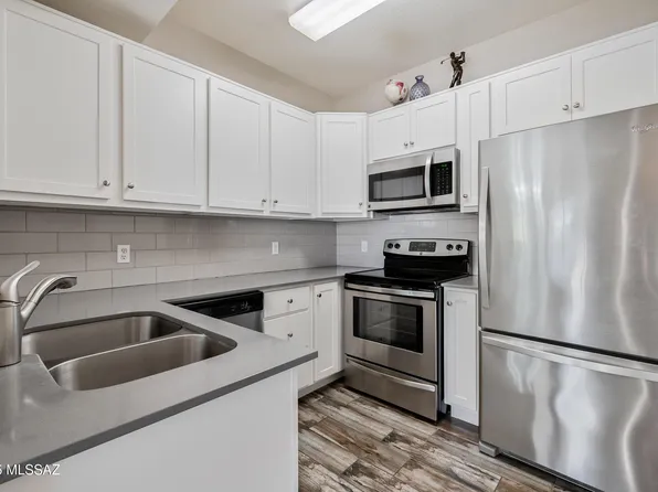 1500 E Pusch Wilderness Dr Unit 8204, Tucson, AZ 85737
