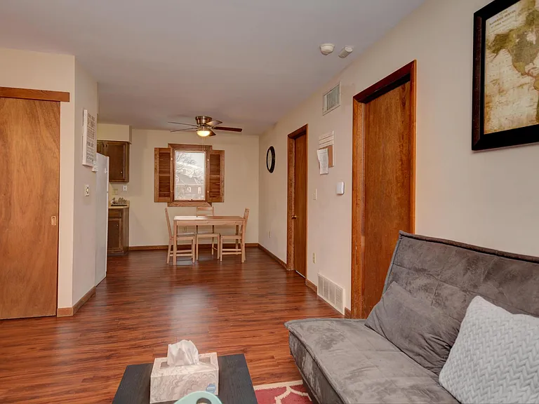 61 Price Ave — Photo 8