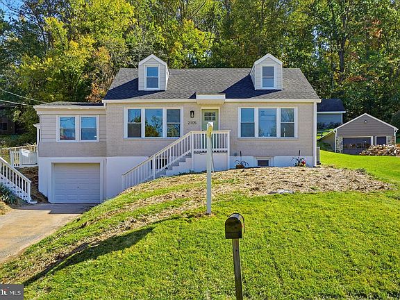 4th image of 2105 Stringtown Rd