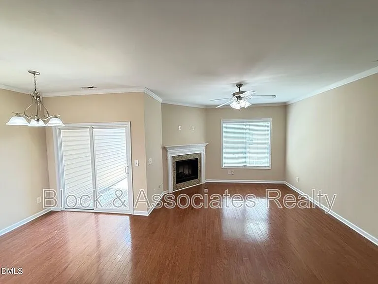 705 Keystone Park Dr #26 — Photo 12