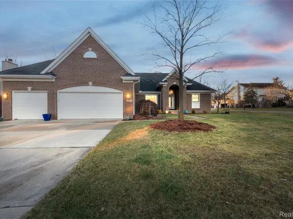 18325 Glastonbury Dr, Livonia, MI 48152