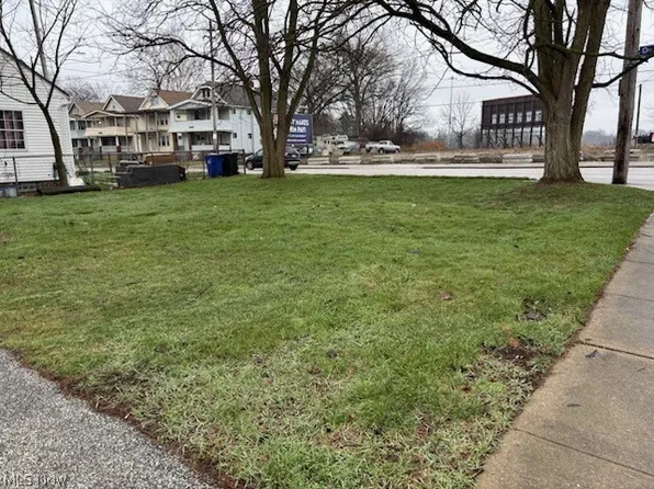 4724 Denison Ave, Cleveland, OH 44102