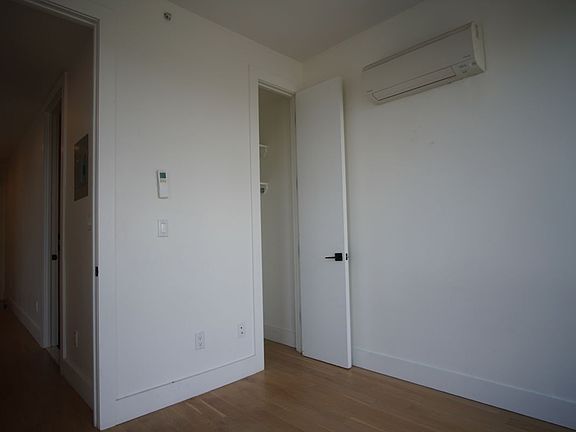 4th image of 2288 Atlantic Ave #6DD