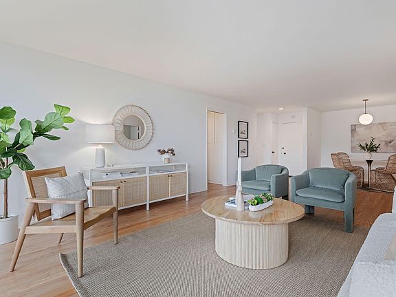 4th image of 3340 McCaw Ave APT 104