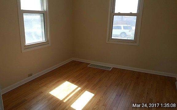 5th image of 3029 N Olcott Ave