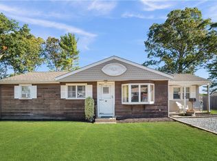 40 Rawlinson Dr, Coventry, RI 02816