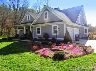 16 Hill Side Dr, Fairview, NC 28730