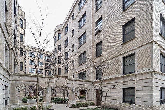 1st image of 2335 N Commonwealth Ave APT 3H