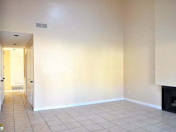 3rd image of 1233 27th St