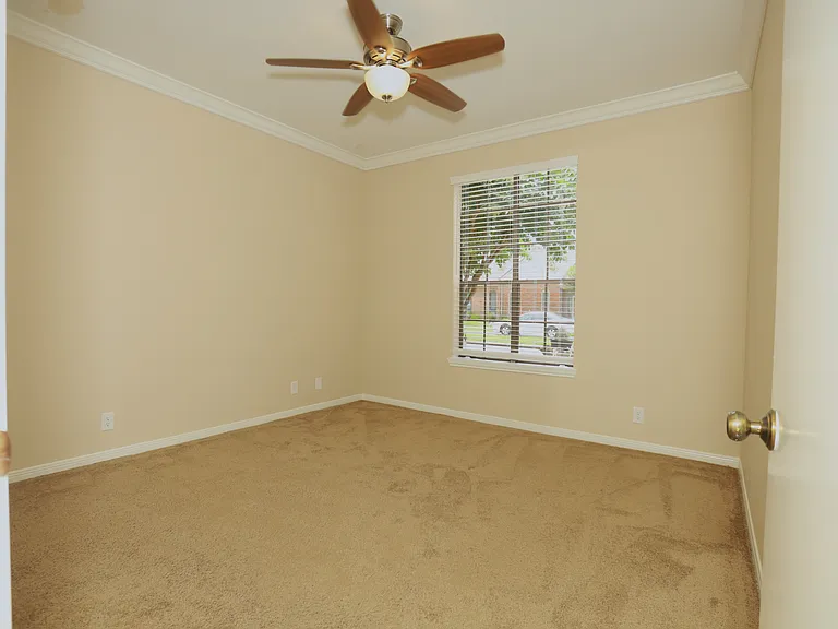 107 Manor Pl #1 — Photo 9