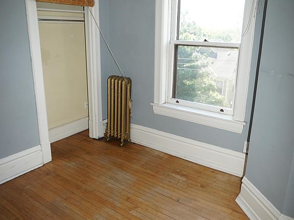 4th image of 61 Saint Albans St S APT G
