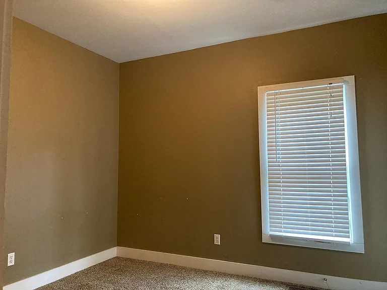 814 Shelby Ave — Photo 13