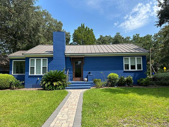 5th image of 1224 Hollywood Dr