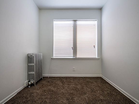 5th image of 418 S Laramie Ave #5200B