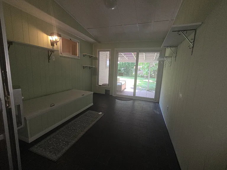 331 Campfield Ave — Photo 6