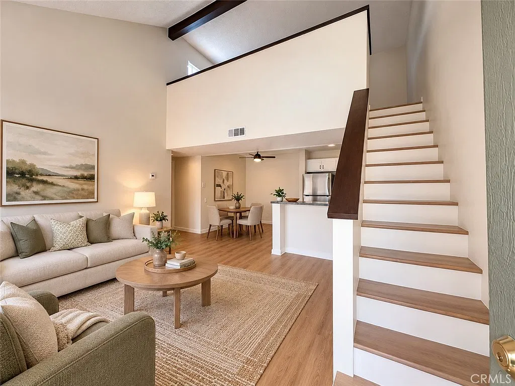 1 bed, 904 sqft, $1,750 — Photo 1