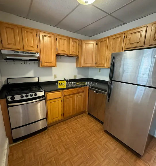 587 Beacon St #2 — Photo 2