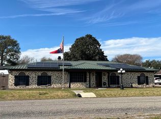 6239 Capitol St, Groves, TX 77619