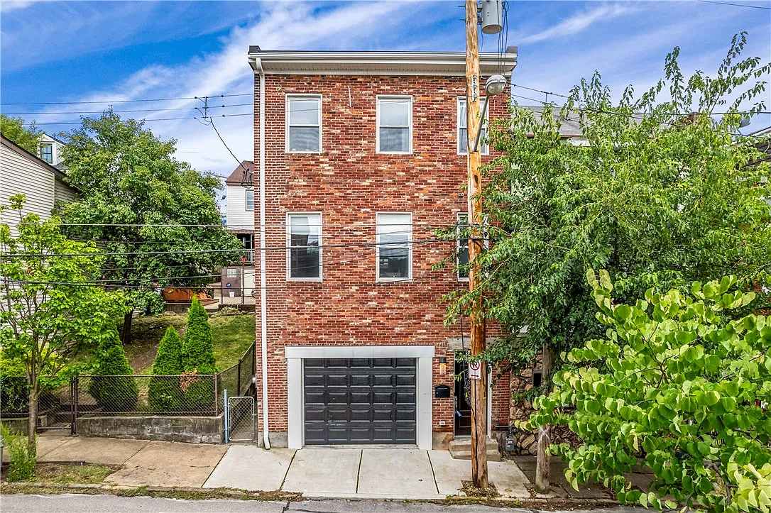 3454 Ligonier St photo 1