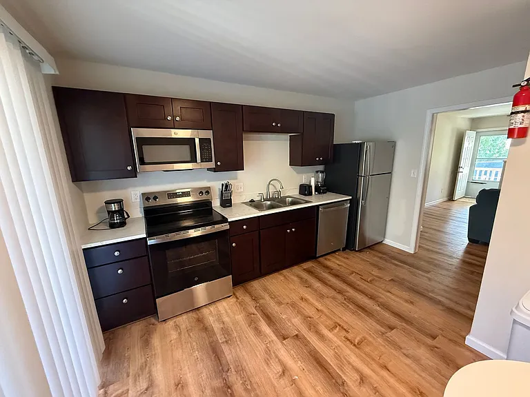 801 N Ann St #10 — Photo 5