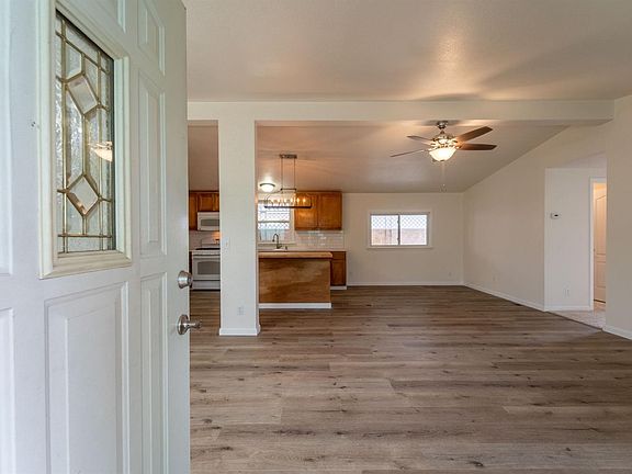 4th image of 5901 Newbrook Cir Spc 114