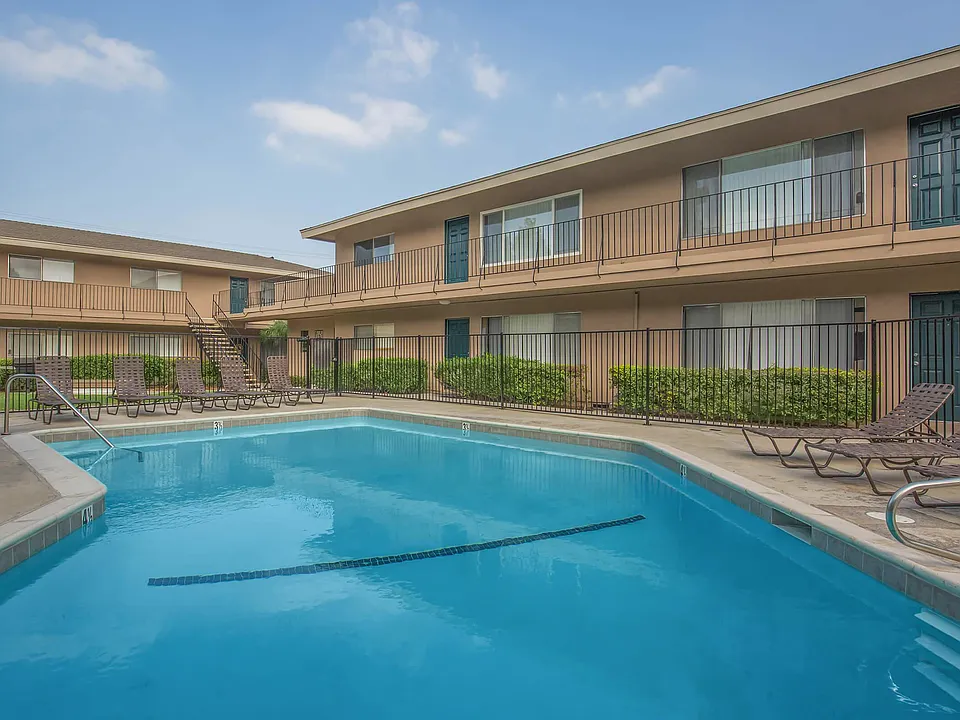 Glenwood Apartment Homes