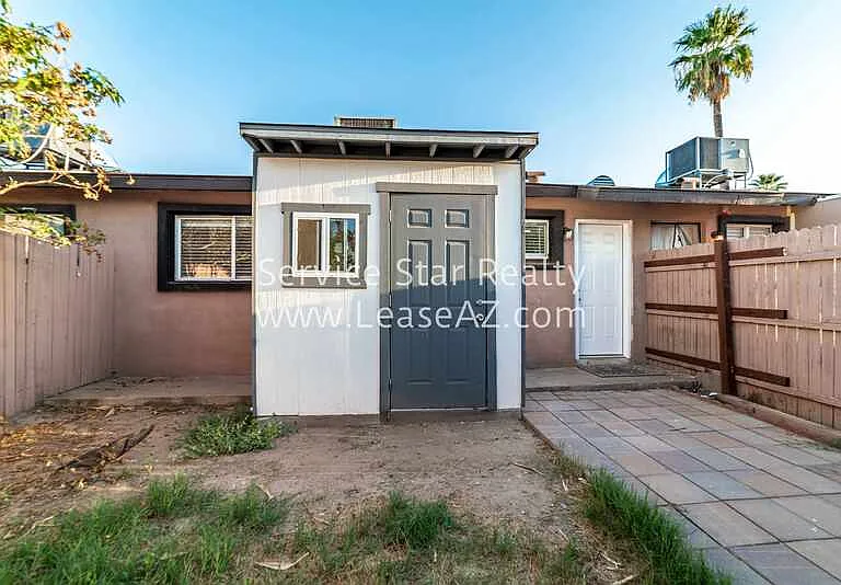 5460 W Palmaire Ave — Photo 19
