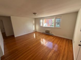 15 Park Ave #8, Foxboro, MA 02035