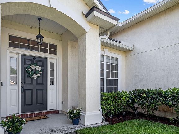 2nd image of 3712 Southbank Cir