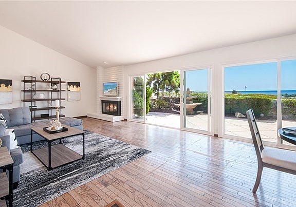 Large Living Room with Panoramic Ocean View