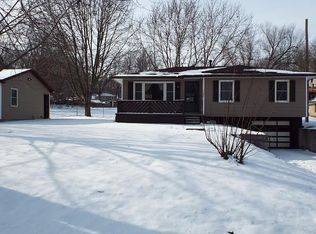 2306 Excello Dr, Saint Joseph, MO 64503