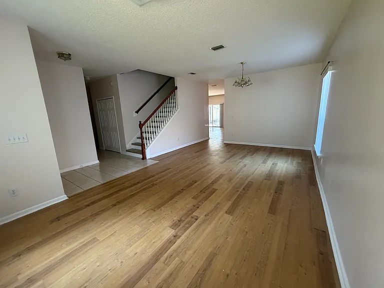 1075 Three Forks Ct — Photo 6