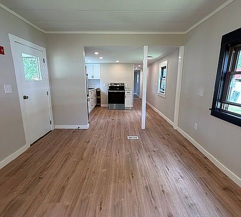 3rd image of 34 Boanza Dr