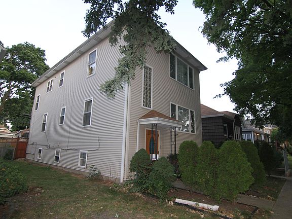 2nd image of 4431 N Melvina Ave #2