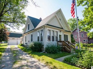 233 S Maple St, Onsted, MI 49265