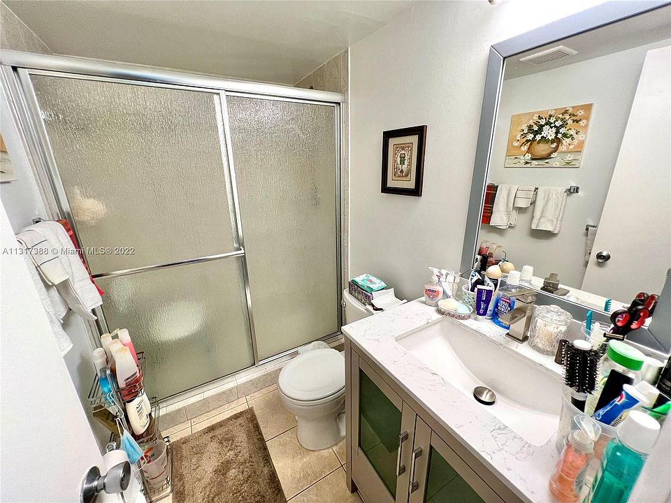 Promenade At Kendale Lakes Condominiums 14525 SW 88th St Miami FL