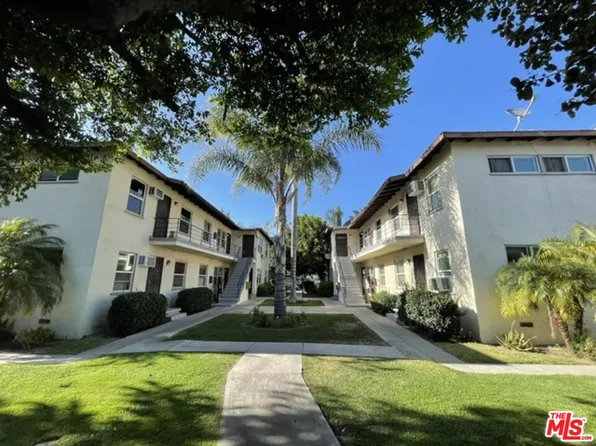 15246 Street, North Hills, CA 91343
