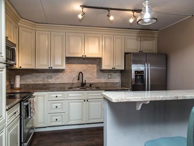 2930 N Harlem Ave APT 3B, Elmwood Park, IL, 60707