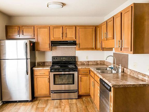 2nd image of 103 Franklin Parke Ct