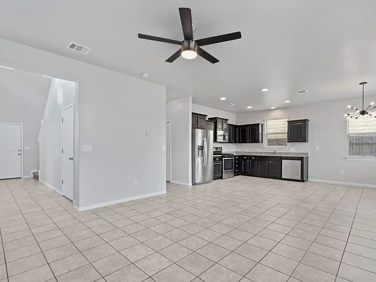 232 Triumph Rd — Photo 22
