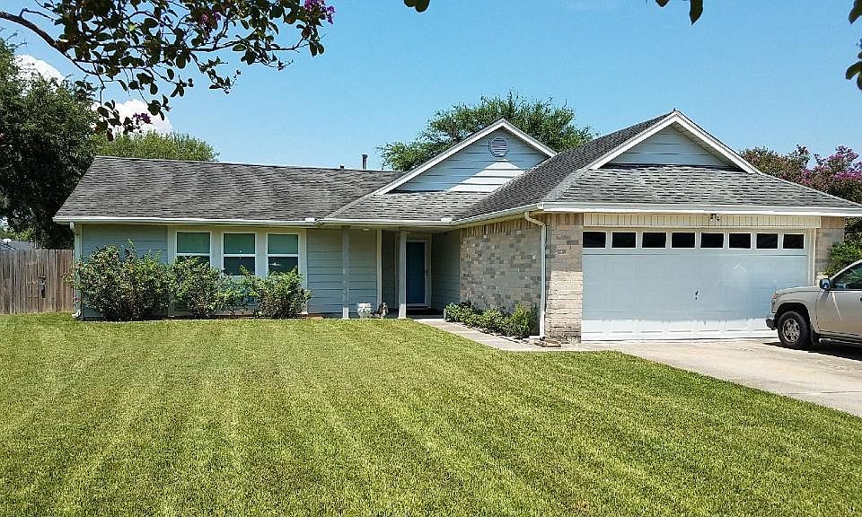 1st image of 902 Myrtle Creek Dr