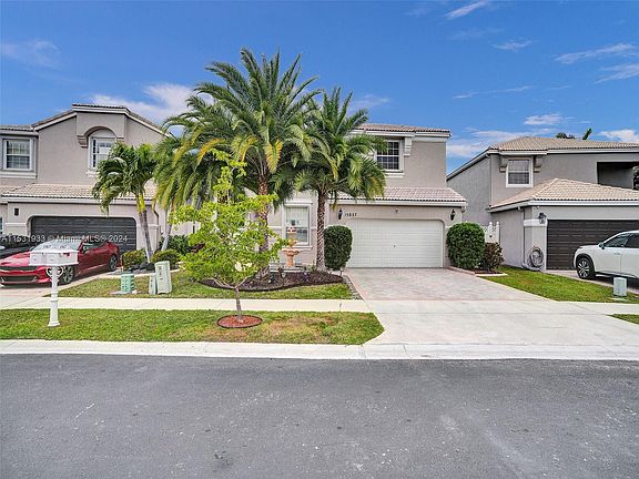 2nd image of 15827 NW 14th Mnr