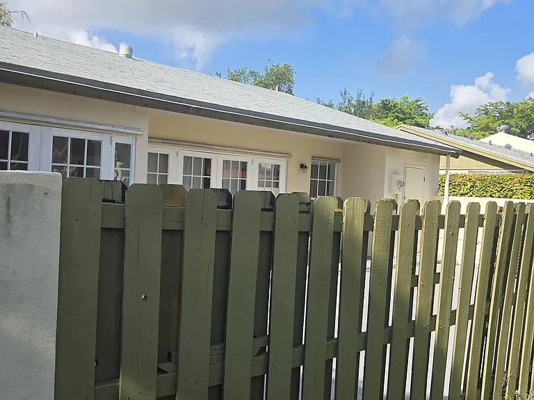 12549 SW 118th Ln — Photo 14