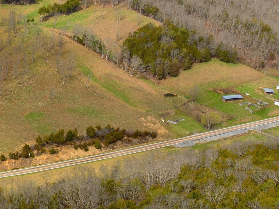 2nd image of 5815 Mountain Valley Hwy #131