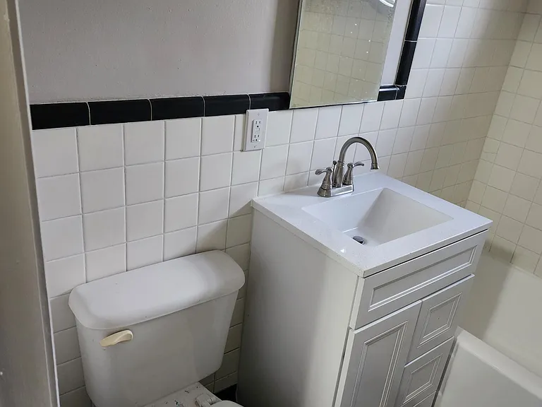 1506 Potomac Dr #1 — Photo 11