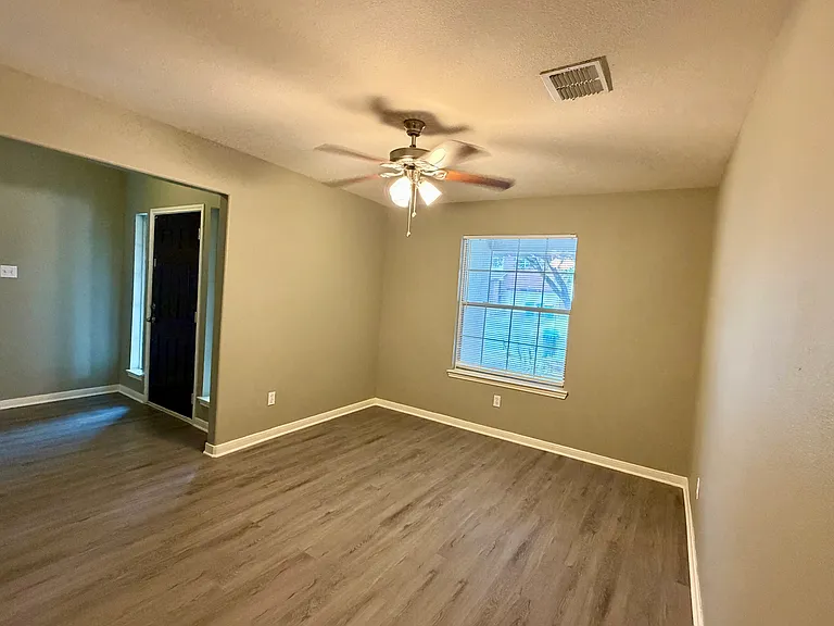 10211 Margarita Hl — Photo 5
