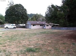 880 Myrtle Dr, Powers, OR 97466