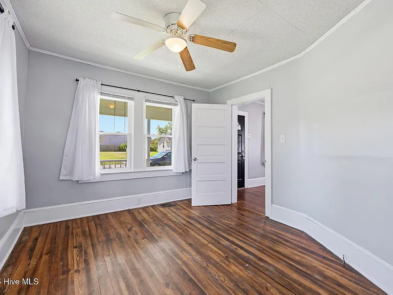 1304 Stallings Pkwy — Photo 14